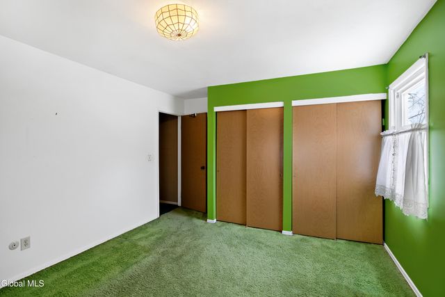 56 Alpine Drive, Colonie, NY 12110