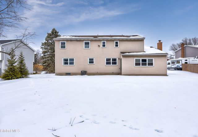 56 Alpine Drive, Colonie, NY 12110