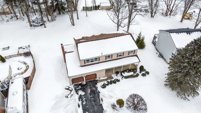 56 Alpine Drive, Colonie, NY 12110