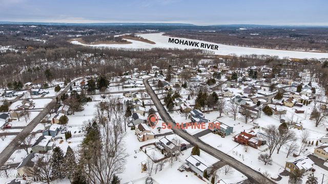 56 Alpine Drive, Colonie, NY 12110