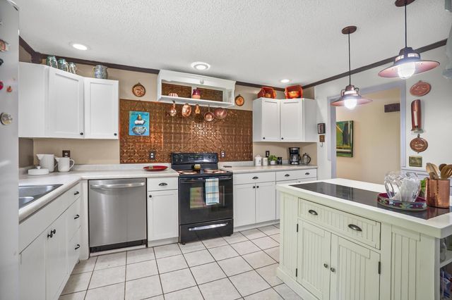 1561 Edgefield Ct, Cookeville, TN 38506