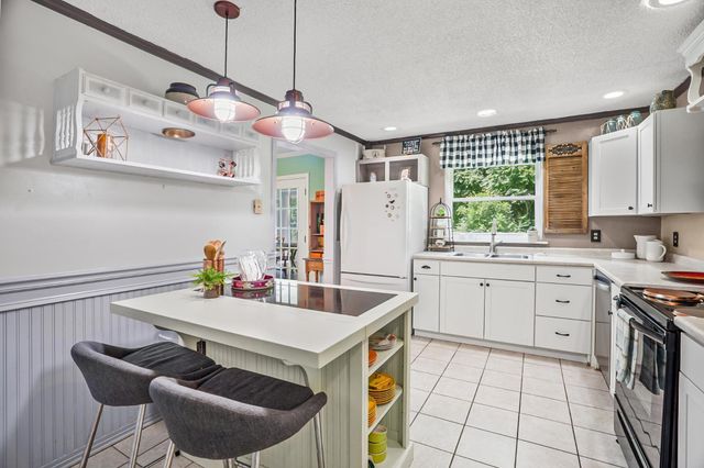 1561 Edgefield Ct, Cookeville, TN 38506