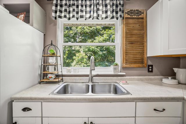 1561 Edgefield Ct, Cookeville, TN 38506