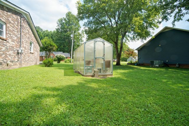 1561 Edgefield Ct, Cookeville, TN 38506