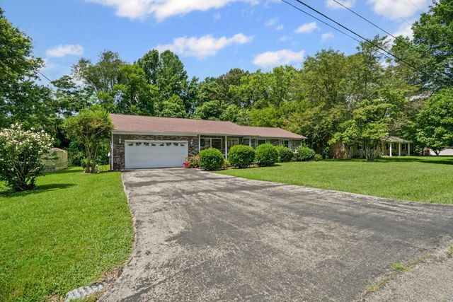 1561 Edgefield Ct, Cookeville, TN 38506