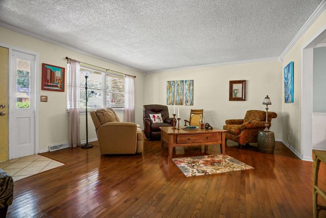 1561 Edgefield Ct, Cookeville, TN 38506