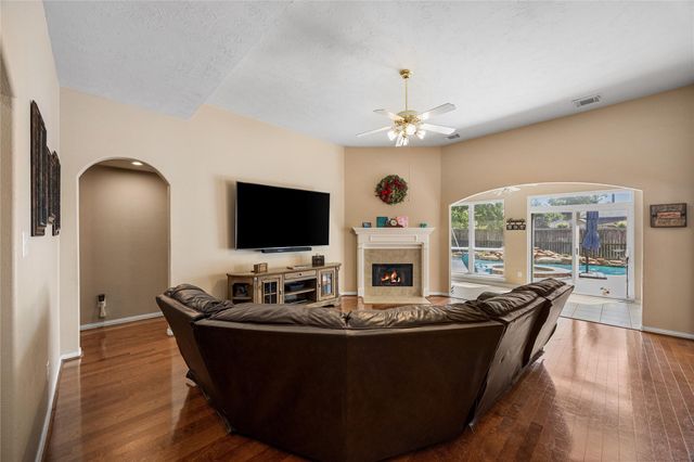 18030 Bayou Mead Trail, Humble, TX 77346