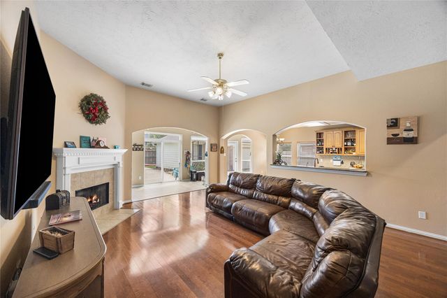 18030 Bayou Mead Trail, Humble, TX 77346