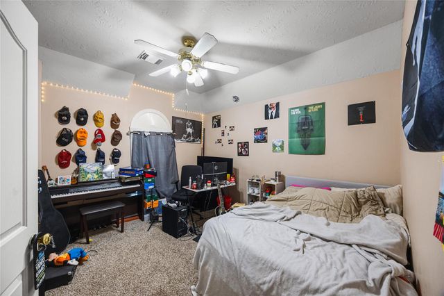 18030 Bayou Mead Trail, Humble, TX 77346