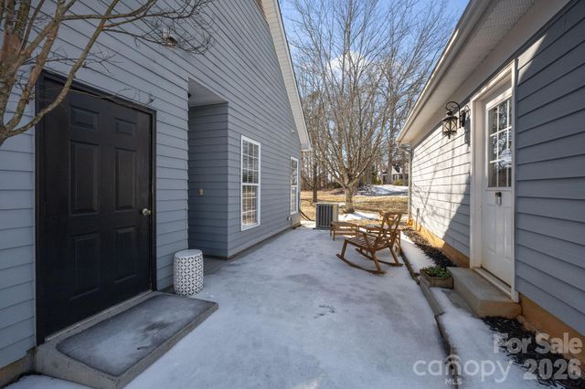 8111 Bud Henderson Road, Huntersville, NC 28078