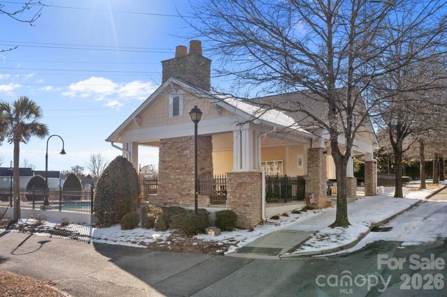 8111 Bud Henderson Road, Huntersville, NC 28078