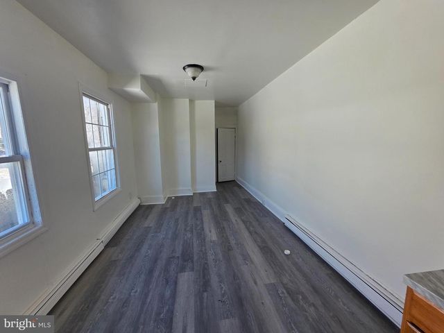 413 MONMOUTH ST, Trenton, NJ 08609