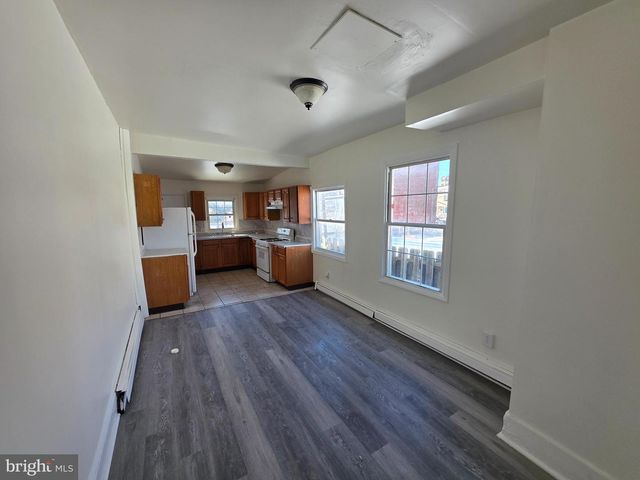 413 MONMOUTH ST, Trenton, NJ 08609