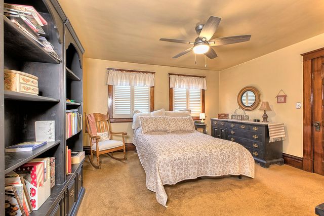 729 Welty STREET, Southwest Greensburg Boro, PA 15601