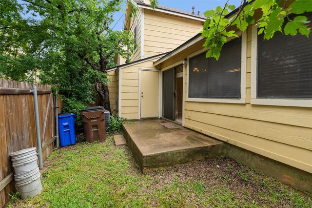 11901 Swearingen DR 77, Austin, TX 78758