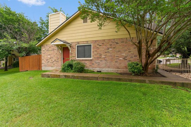 11901 Swearingen DR 77, Austin, TX 78758