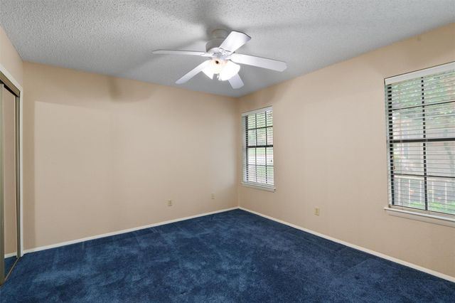 11901 Swearingen DR 77, Austin, TX 78758