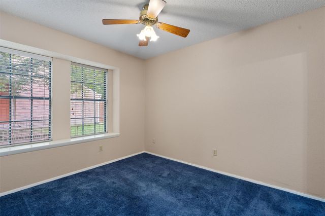 11901 Swearingen DR 77, Austin, TX 78758