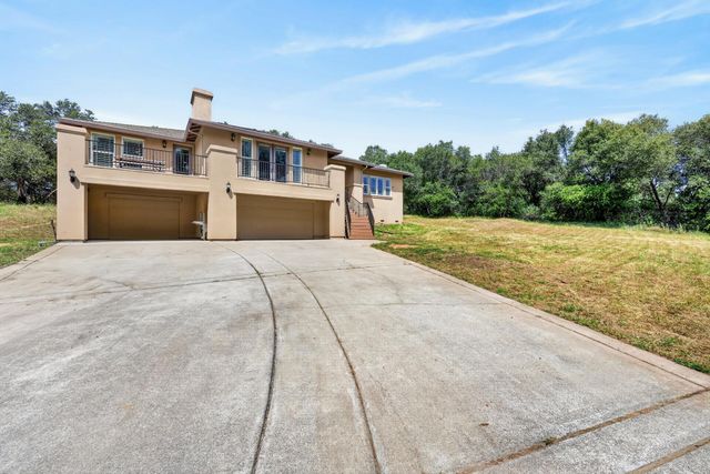 6005 Virginiatown Rd, Newcastle, CA 95658