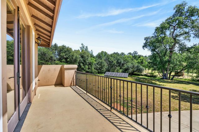 6005 Virginiatown Rd, Newcastle, CA 95658