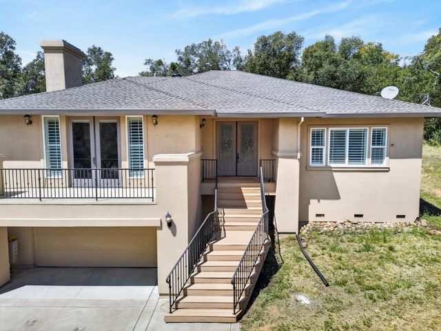 6005 Virginiatown Rd, Newcastle, CA 95658