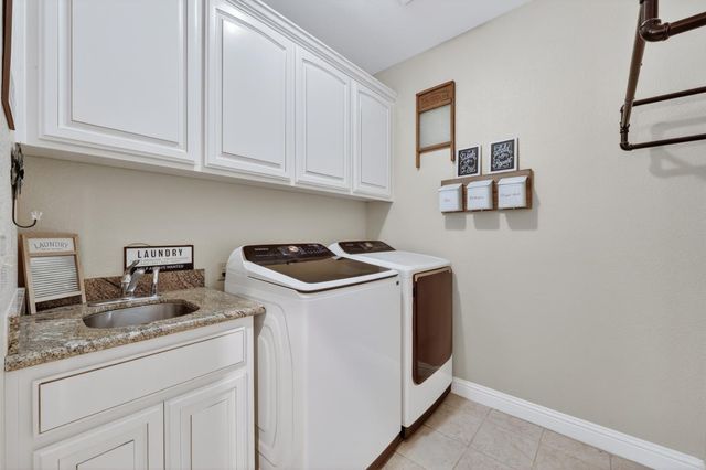 6005 Virginiatown Rd, Newcastle, CA 95658