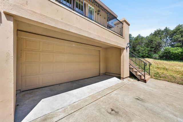 6005 Virginiatown Rd, Newcastle, CA 95658