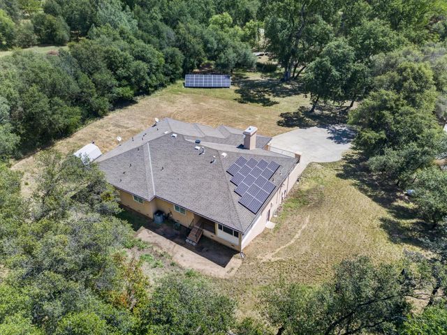 6005 Virginiatown Rd, Newcastle, CA 95658