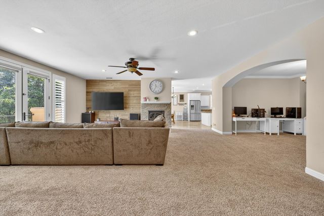 6005 Virginiatown Rd, Newcastle, CA 95658