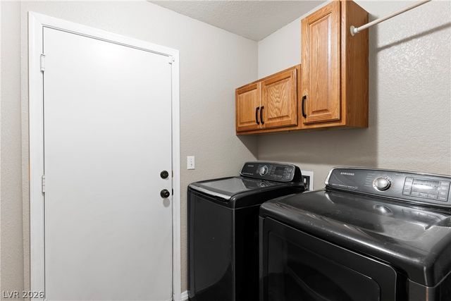 6313 Monarch Creek Street, Las Vegas, NV 89130