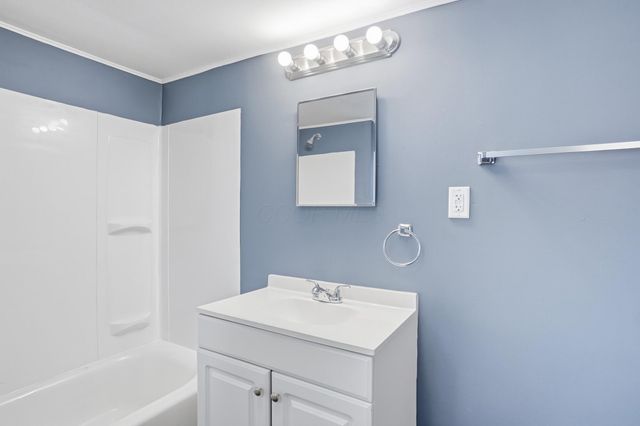 544 Cedarwood Road, Columbus, OH 43207