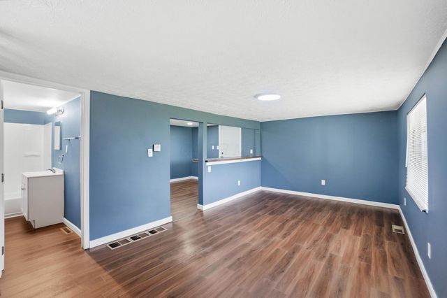 544 Cedarwood Road, Columbus, OH 43207