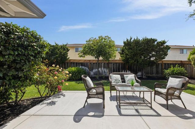 935 Circle Drive, Santa Clara, CA 95050