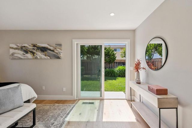 935 Circle Drive, Santa Clara, CA 95050