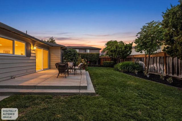 935 Circle Drive, Santa Clara, CA 95050