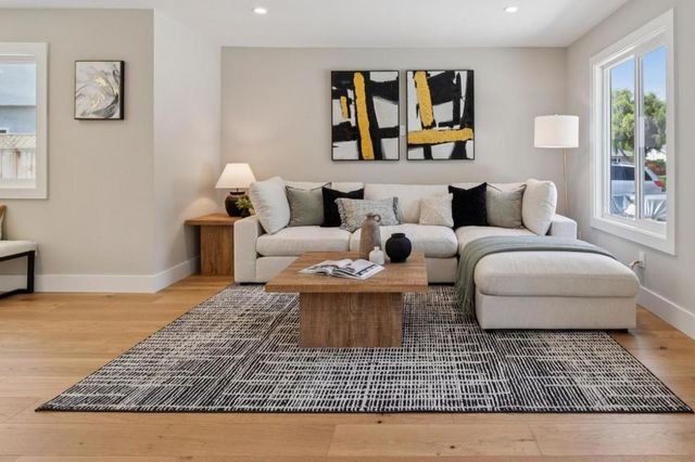 935 Circle Drive, Santa Clara, CA 95050