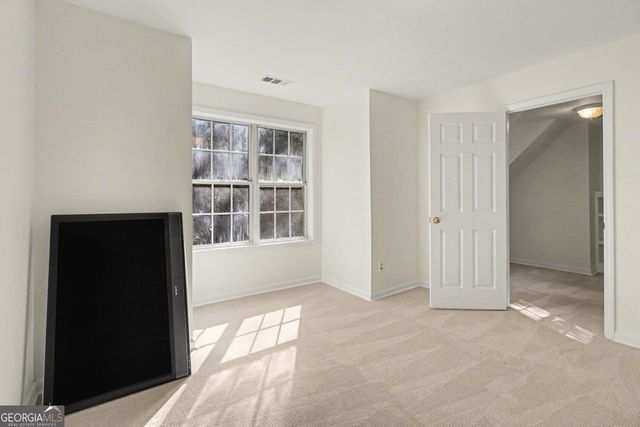 180 Courtland Drive, Fayetteville, GA 30215