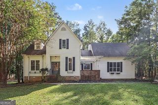 180 Courtland Drive, Fayetteville, GA 30215