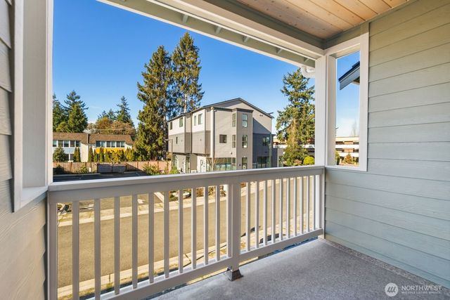 18124 1st Place SW, Normandy Park, WA 98166