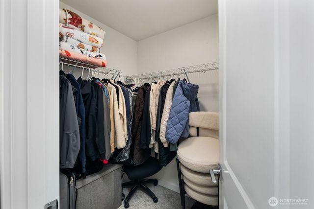 18124 1st Place SW, Normandy Park, WA 98166