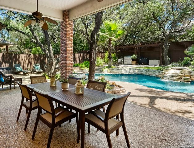 10 INWOOD MNR, San Antonio, TX 78248