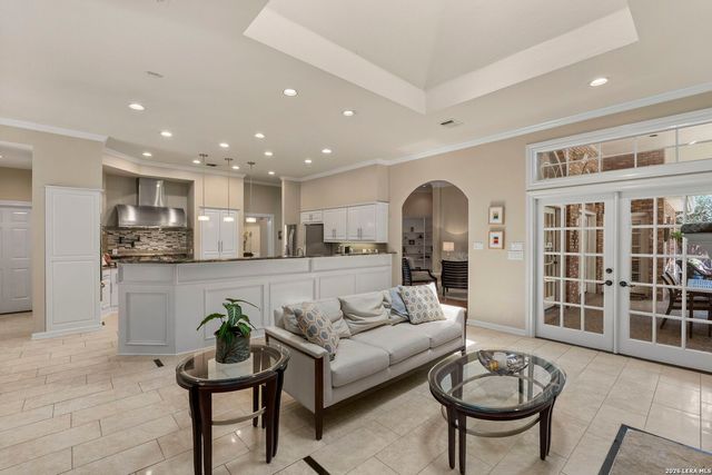10 INWOOD MNR, San Antonio, TX 78248