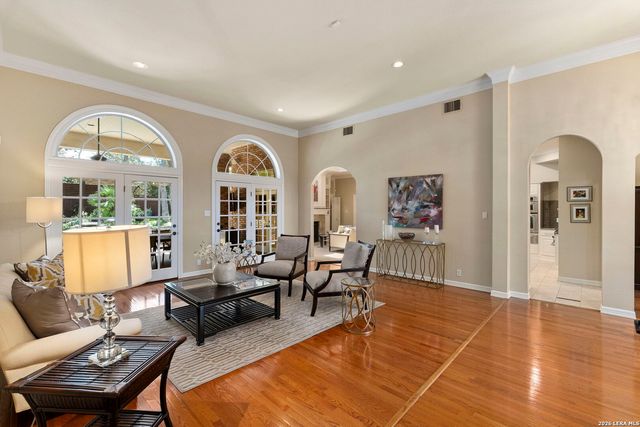 10 INWOOD MNR, San Antonio, TX 78248