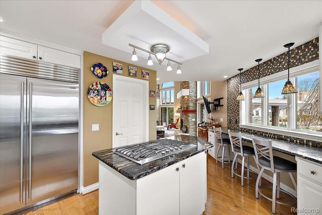 35809 Schmid Drive, New Baltimore, MI 48047