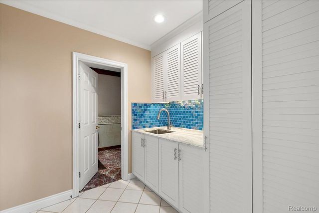 35809 Schmid Drive, New Baltimore, MI 48047