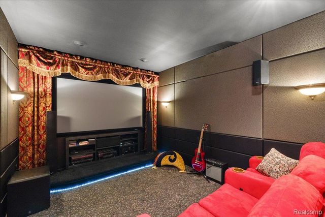 35809 Schmid Drive, New Baltimore, MI 48047