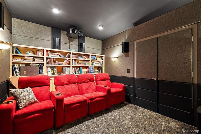 35809 Schmid Drive, New Baltimore, MI 48047