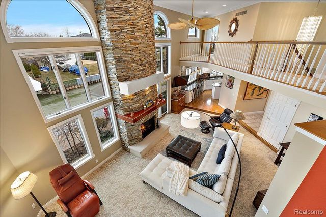 35809 Schmid Drive, New Baltimore, MI 48047