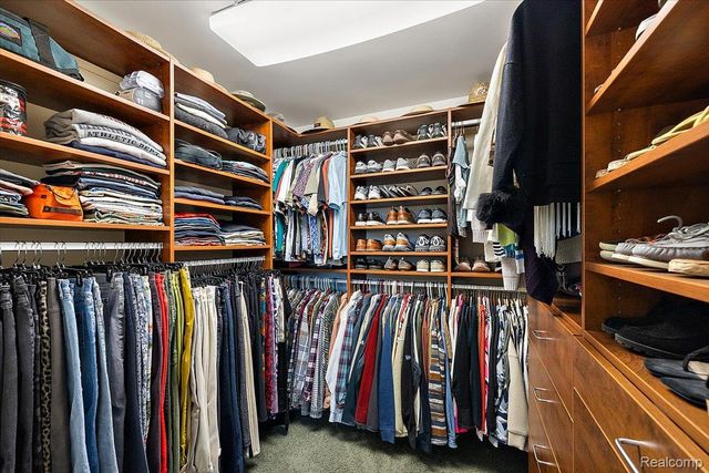 35809 Schmid Drive, New Baltimore, MI 48047