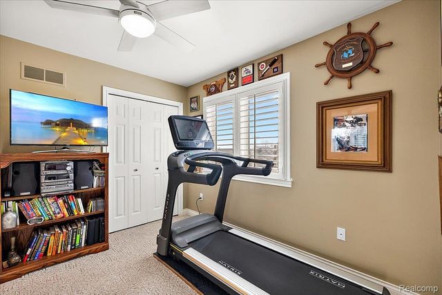 35809 Schmid Drive, New Baltimore, MI 48047